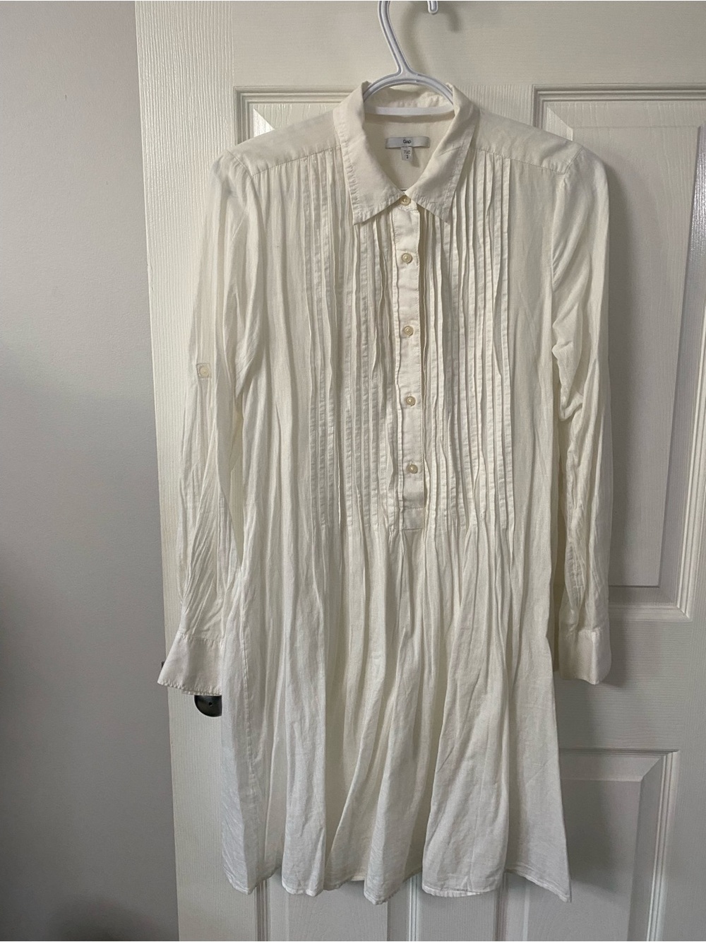 GAP Cream Button-Front Collared dress